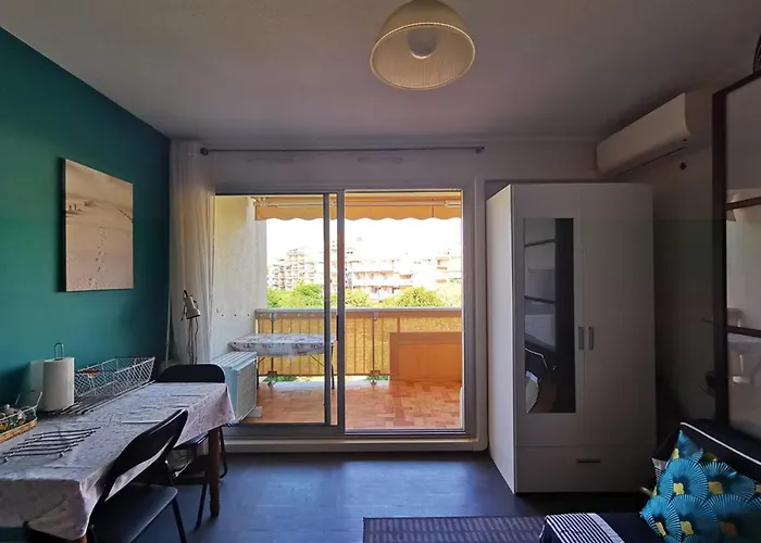 Calme Proche Avec Climatisation, - Fr-1-803-54 Le Lavandou