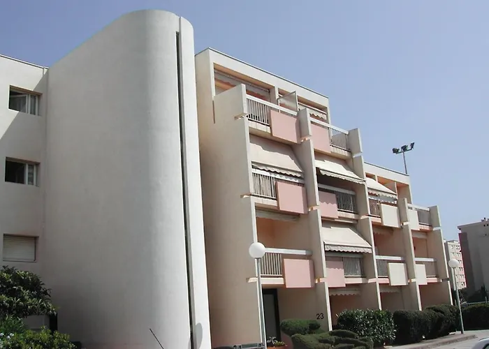 Calme Proche Avec Climatisation, - Fr-1-803-54 * Le Lavandou