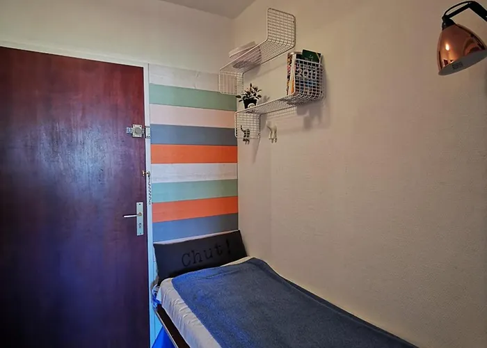 Calme Proche Avec Climatisation, - Fr-1-803-54 * Le Lavandou